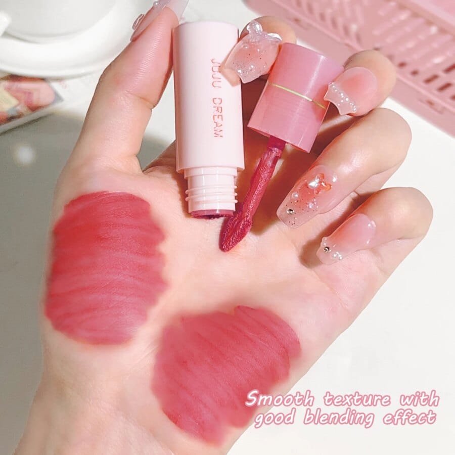 Velvety Matte Lipstick Mist Effect – Milk Coffee Tone, Light and Soft Texture - Image 4