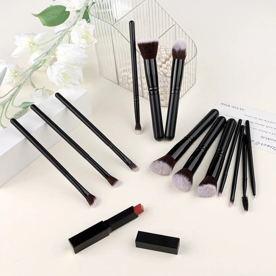 14 Piece Makeup Brush Set - Soft Foundation, Blush and Shadow Brushes - Image 6