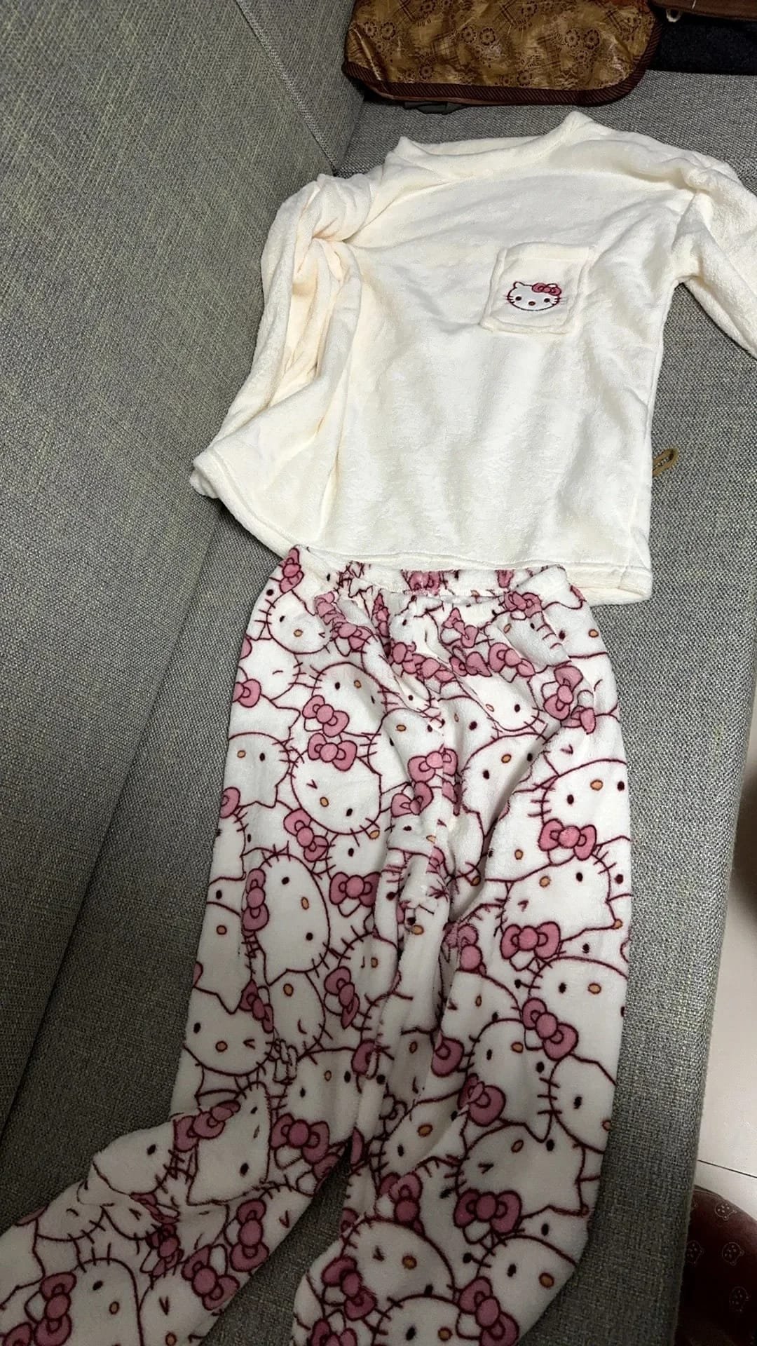 hot Sanrio Cartoon Japanese Hello Kitty Stuff Pajamas Female Flannel Winter The New Plus Thicken Velvet Sweet Keep Warm Pajamas