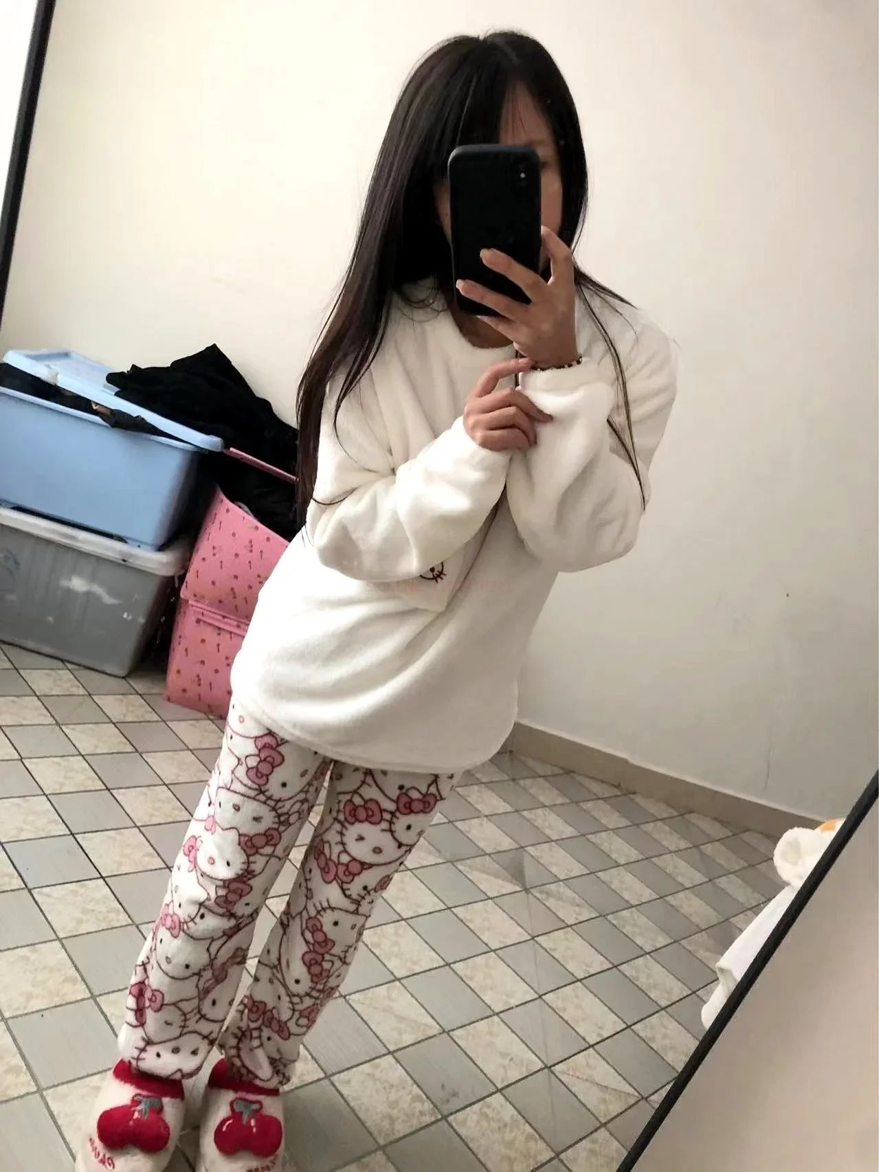 hot Sanrio Cartoon Japanese Hello Kitty Stuff Pajamas Female Flannel Winter The New Plus Thicken Velvet Sweet Keep Warm Pajamas